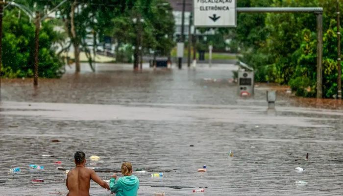 Chuvas afetam telecomunicações, dificultando resgates no RS